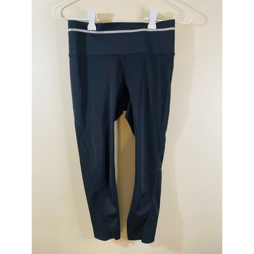 Athleta Women's Medium Black Gym Training Athletic Cropped Leggings